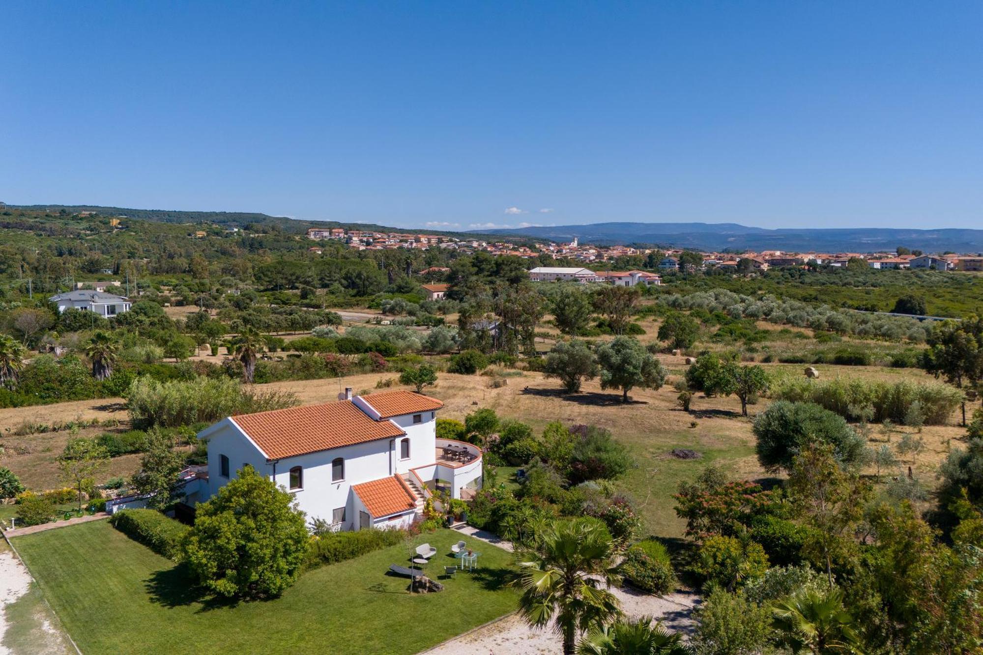 Sardinia Re - Villa Fioretta Flowers Apartments 奥尔梅多 外观 照片